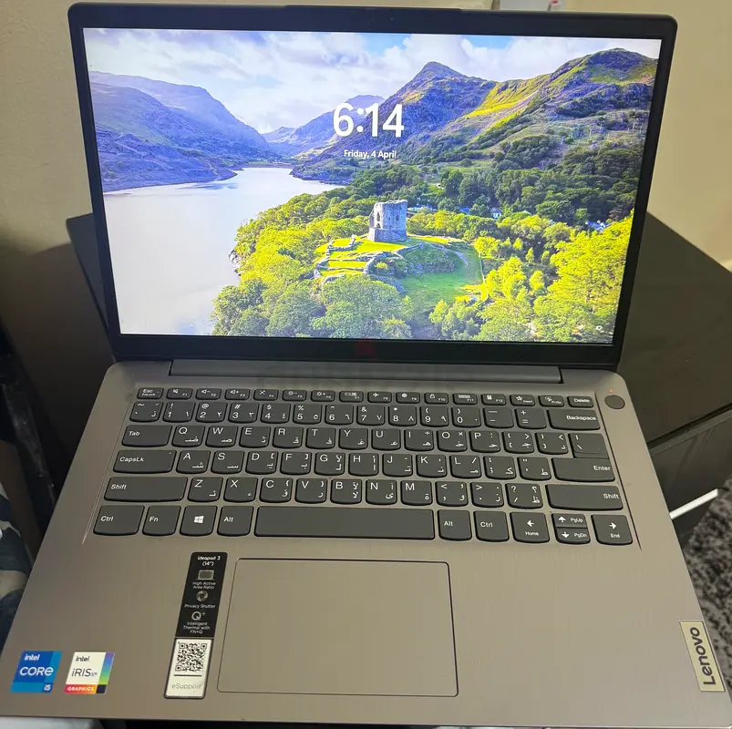 Laptop lenovo63256075486721111
