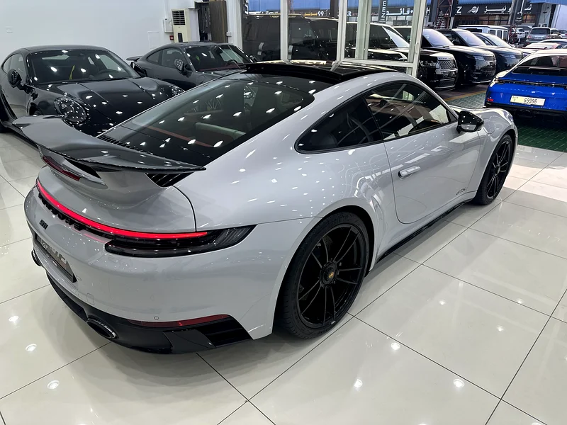 Porsche Carrera / 911 GTS 2024 GCC WITH KIT FSH UNDER WARRANTY 05-2027 NO Scratches 100 %63226737735683114