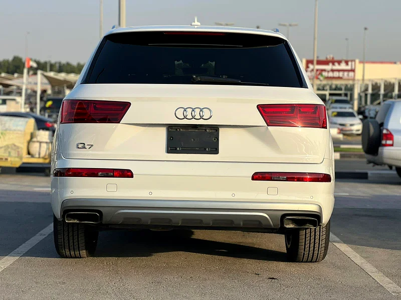 Audi Q7 201963170389561731114
