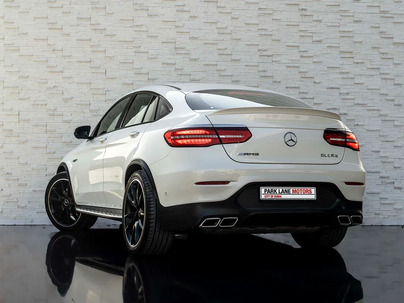MERCEDES BENZ GLC 43 AMG • FULLY LOADED • ONE OWNER SINCE NEW • FULLY SERVICED OFFICIAL AGENCY62930625589121111
