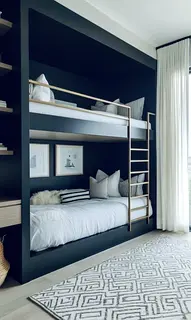 FEMALE Luxury Bedspace Available for Rent