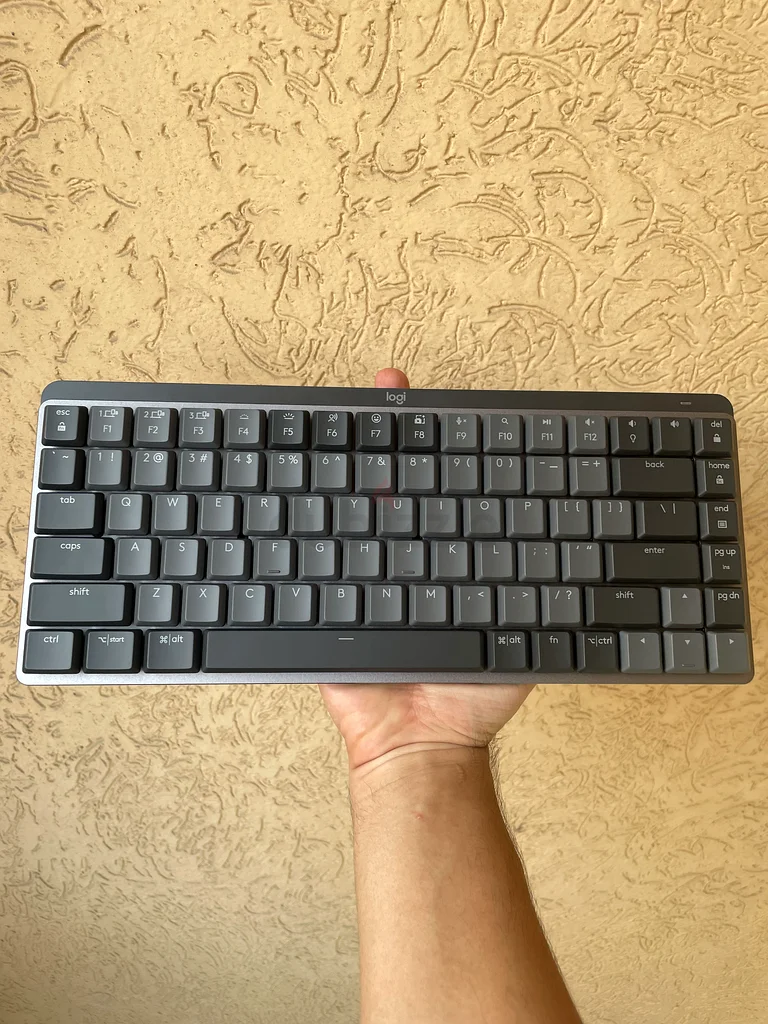 Model : Logitech MX Mechanical Mini Wireless Keyboard63169457521793112