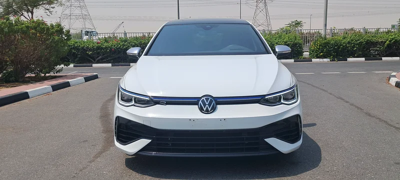 GOLF R 2023 FULL OPTION GCC SERVICE CONTRACT 60K KM +WARRANTY UNLIMIT KM AL NABOODA +NO REPAINT 100%63151842482947113