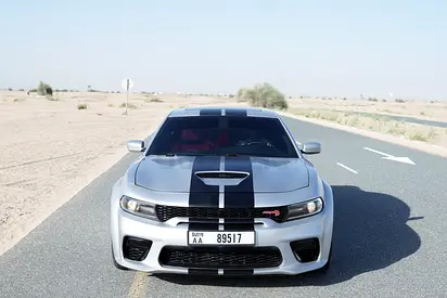RENT DODGE CHARGER SRT