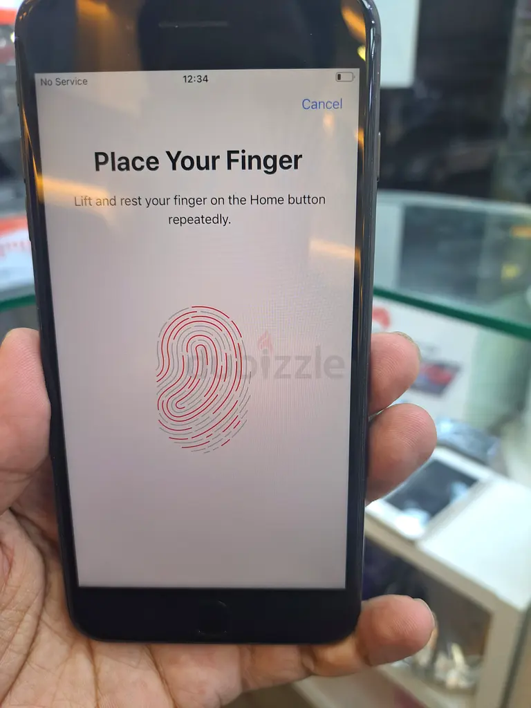 iPhone 8 plus63213930554755110