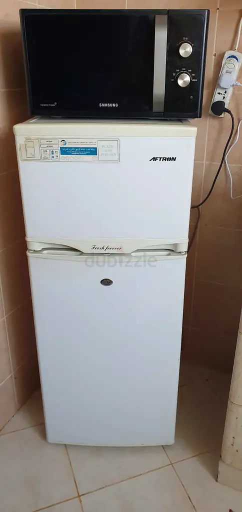 Refrigerator small availabe63251349304961114