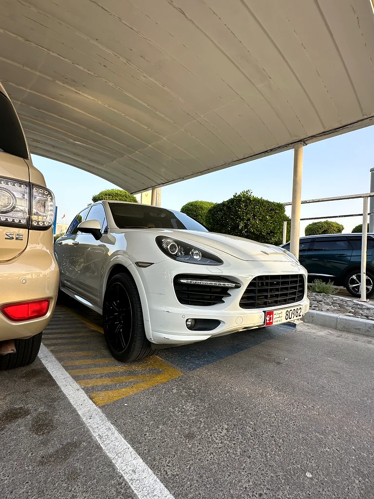 Porsche Cayenne GTS, first owner, GCC, 201463168969341699113