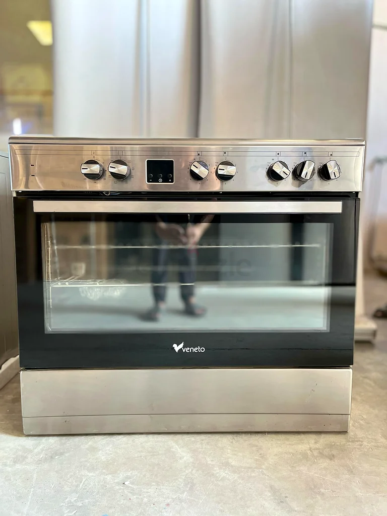 LG Veneto Electric Cooking Range  ● 5 Burner  ● 128L Oven ● Brand New ● 1 year Warranty63168524400130112