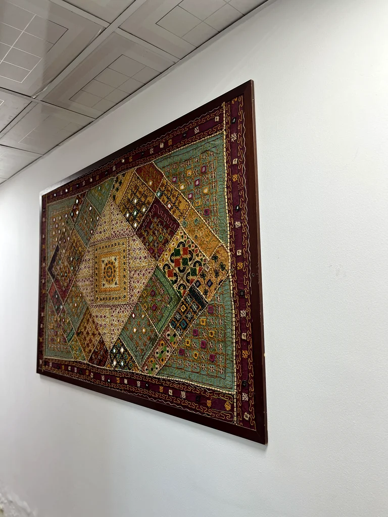 Embroidered Wall Decoration63207895677187111