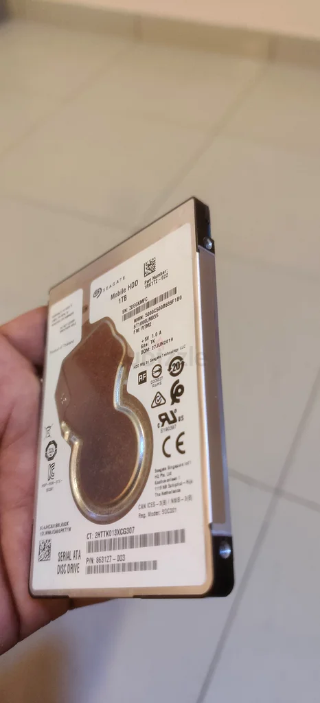 قرص صلب لابتوب سعة 1 تيرابايت من سياتيج - HDD معروض للبيع، مستخدم لفترة قصيرة جدًا63256595408898112