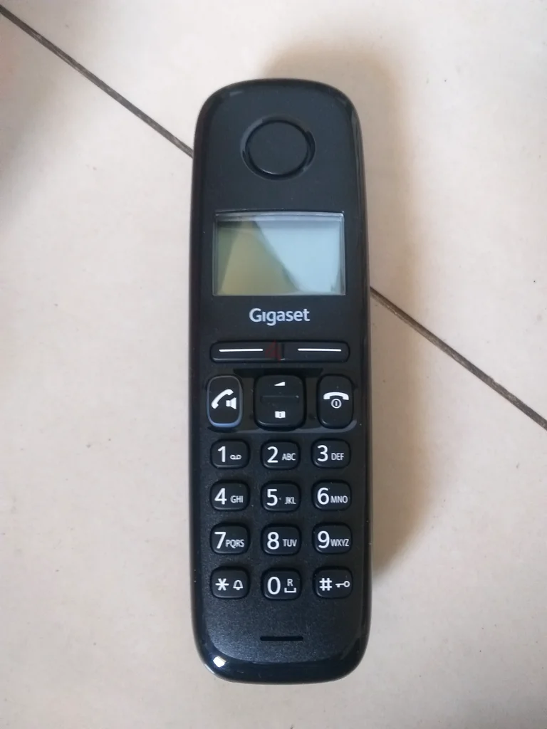 جيجاست A270 - هاتف أرضي منزلي مريح بشاشة مضاءة و جيجاست A27063262403586306111