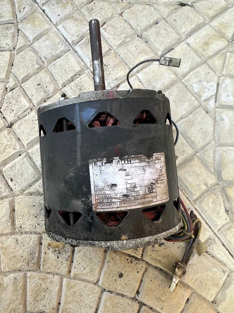 Air Conditioning Maintenance Services Dubai63219835739779112