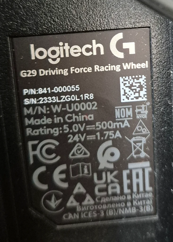 PS4- Ultimate Racing Wheel for Thrilling Gameplay!63207403863554112