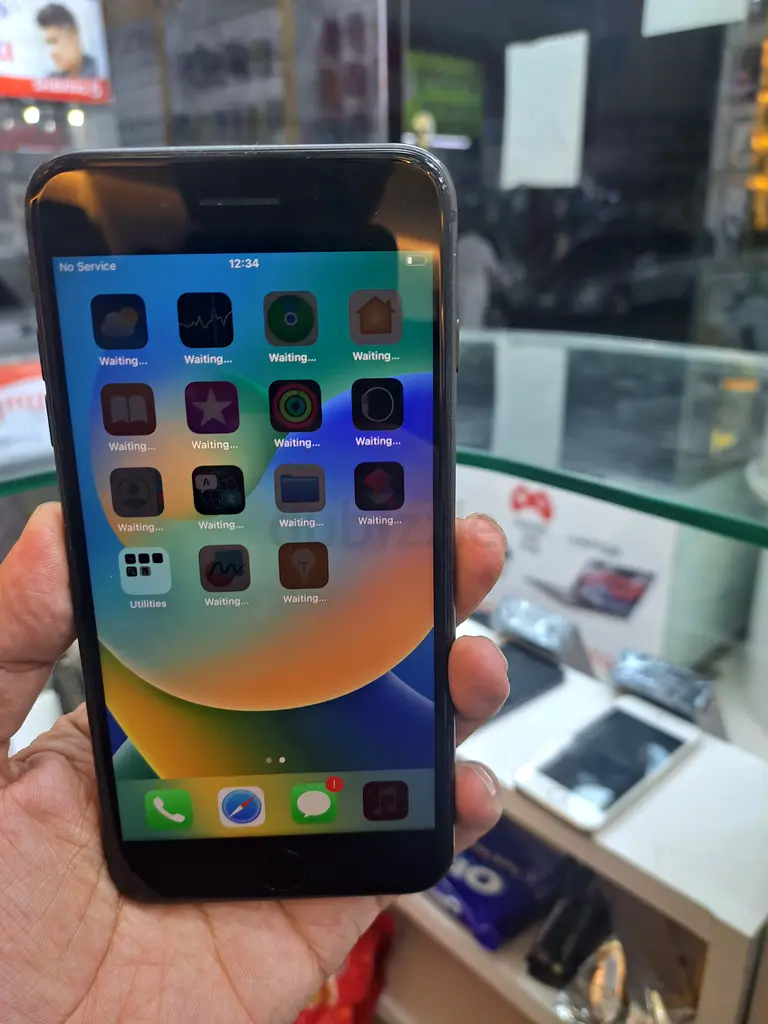 iPhone 8 plus63213930554755114
