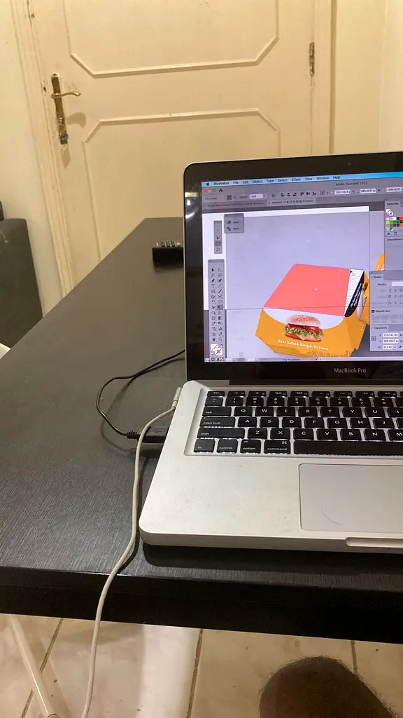 MacBook Pro 2013 with Adobe CC Cloud 1-Year Subscription63256078108675110