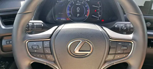 2023 Lexus UX-SERIES — миниатюра 17