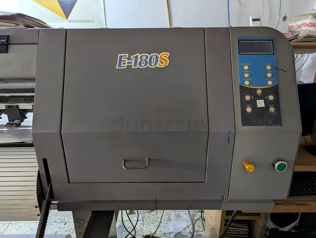 طابعة كبيرة التنسيق من ريجماتيك تعمل بحبر المذيبات البيئية للبيع63257625038211113