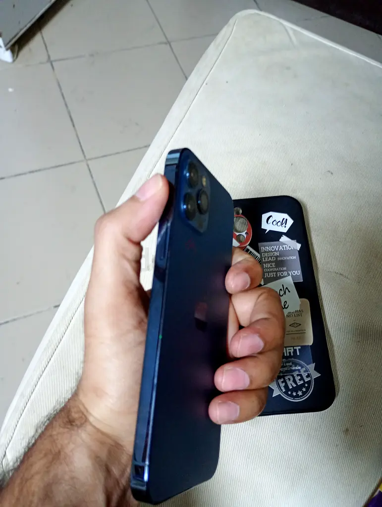 آيفون 12 برو 128 جيجابايت