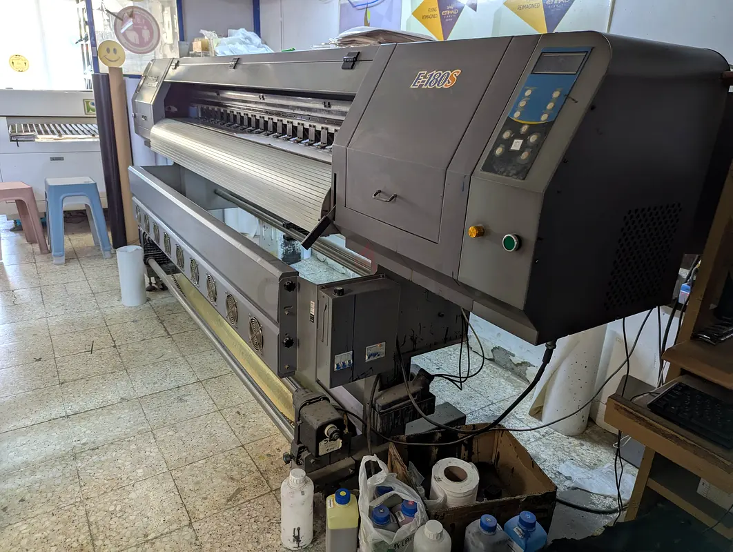 طابعة كبيرة التنسيق من ريجماتيك تعمل بحبر المذيبات البيئية للبيع63257625038211114