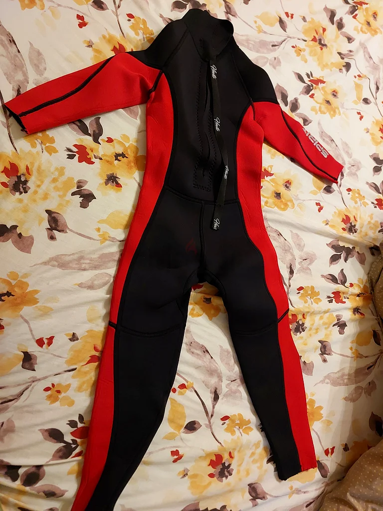 Wet suit ,swiming suit63241655144321111
