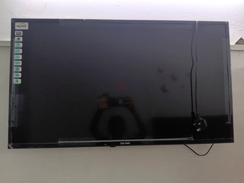 Star Track TV 40 inches Family used63165715047170111