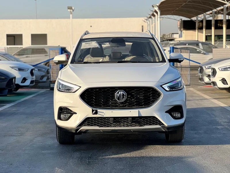 Mg ZS 1.5L full option 2025 model - 360 degree camera - Panoramic Roof - Driver electric seat - Leat62930623927426111