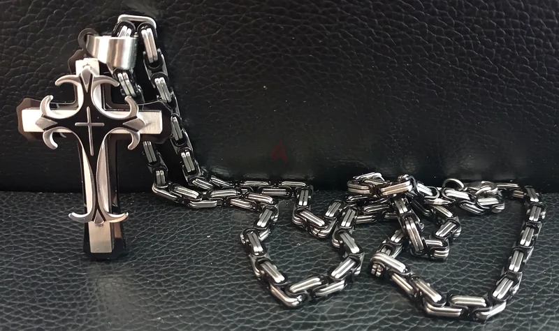 Stylish Cross Chain (Brand New)63231192700801113