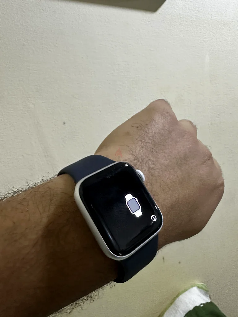 Apple watch series5 silver 40mm new not used before with new battery 100%63266527335042112