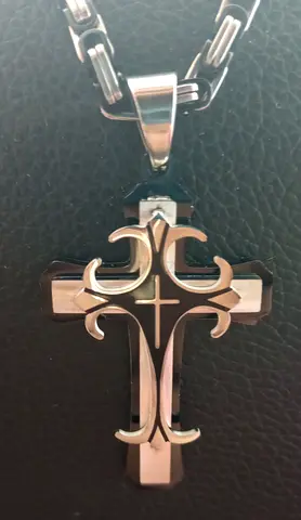 Stylish Cross Chain (Brand New)