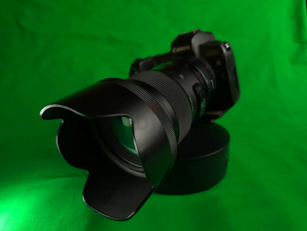 Canon EOS R Body for Sale *LENS SOLD*