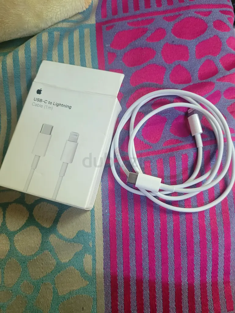 Apple lightning cable63221343113731111