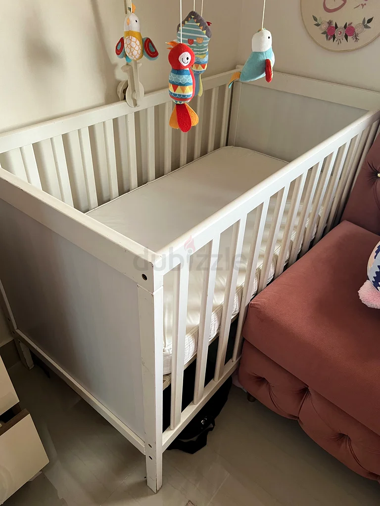 Baby bed with soft mattress like new dubizzle