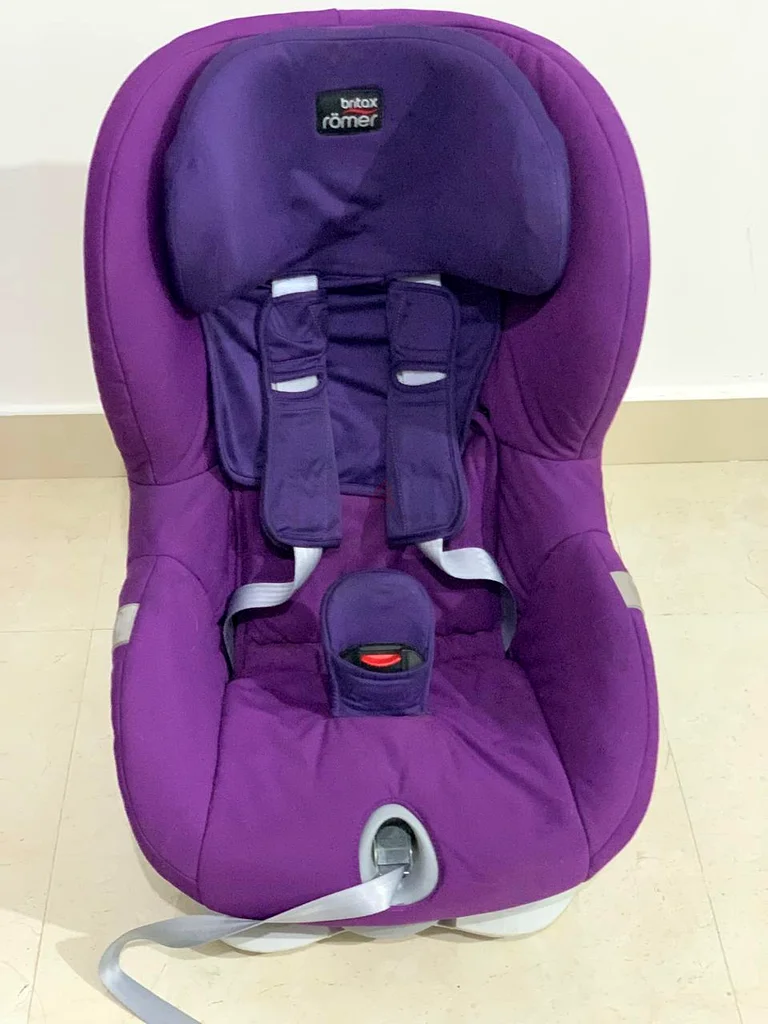 مقعد سيارة بريتاكس بريميوم للرضع للسلامة القصوى632272818154261111