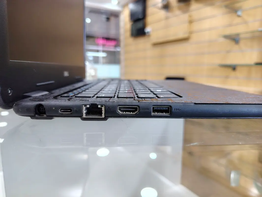 Dell Latitude 331063255528277635112