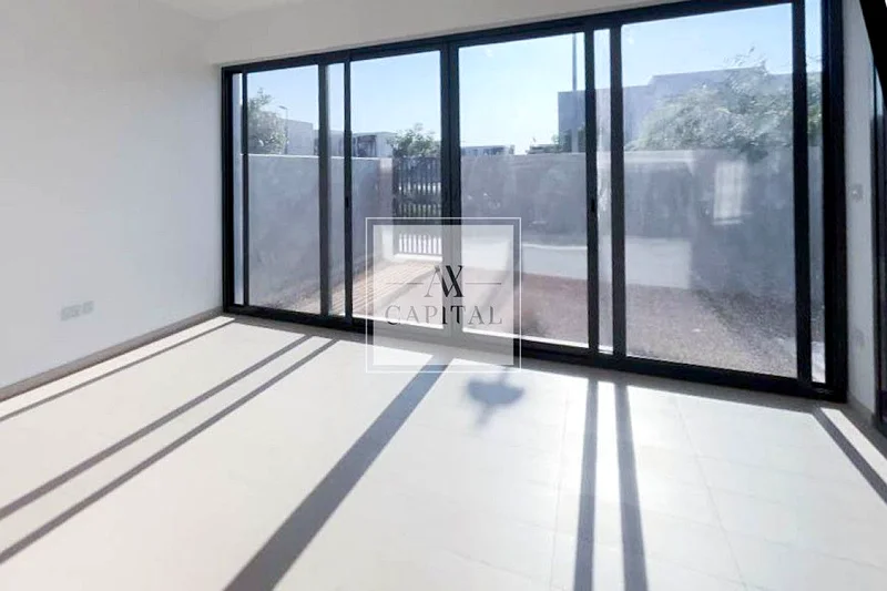 Prime Location | Family Community | End unit62892284791298112