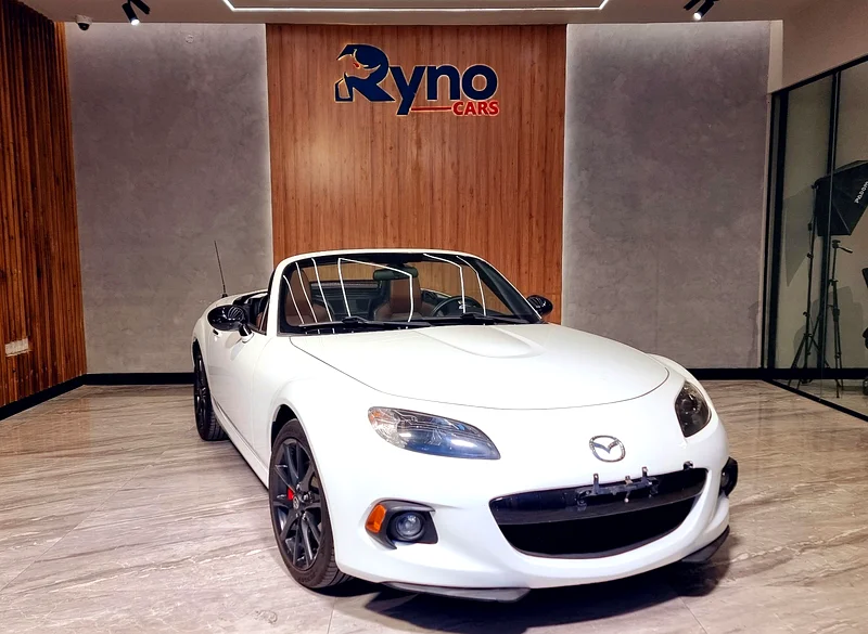2014 Mazda MX-5 2.0L Hard Top Convertible// Gcc specs//– AED 3200063175262270211111