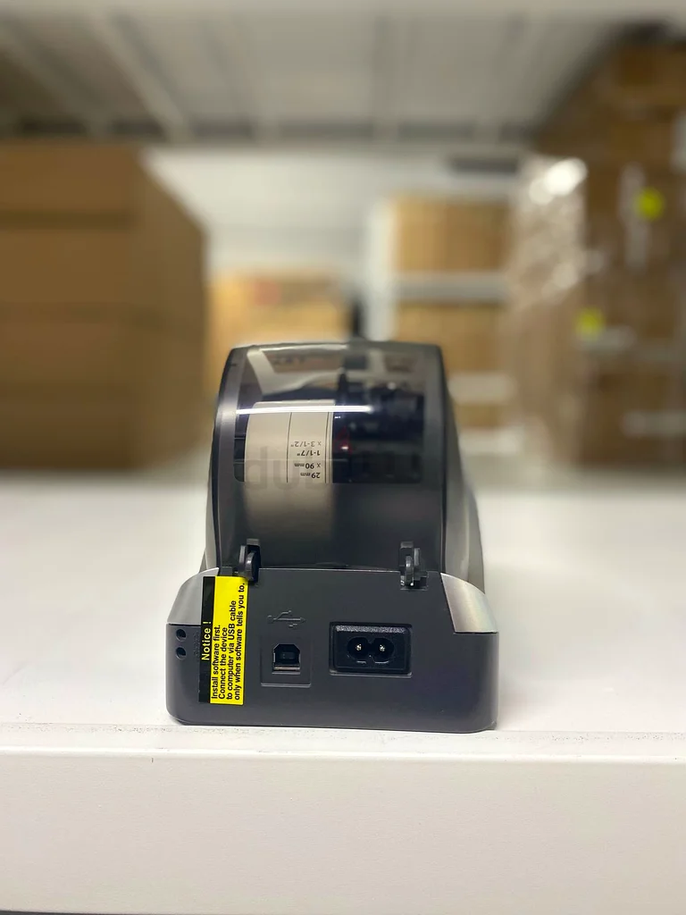 Brother QL-570 Label Printer | 300 x 600 dpi Resolution | Built-in Cutter63165239374978113