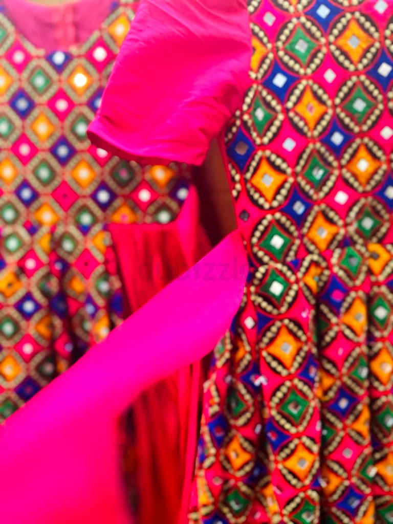 Emarati henna dress63239617856771113