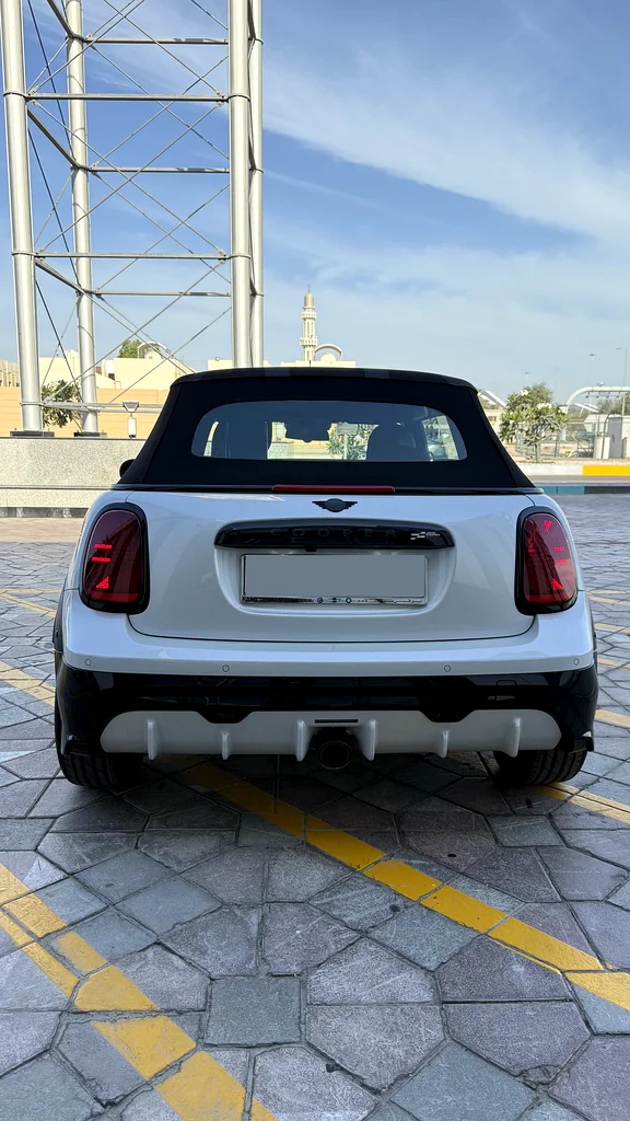 ميني كوبر جيه سي دبليو كابريو 2025، حزمة الصيانة والضمان63176619683713114