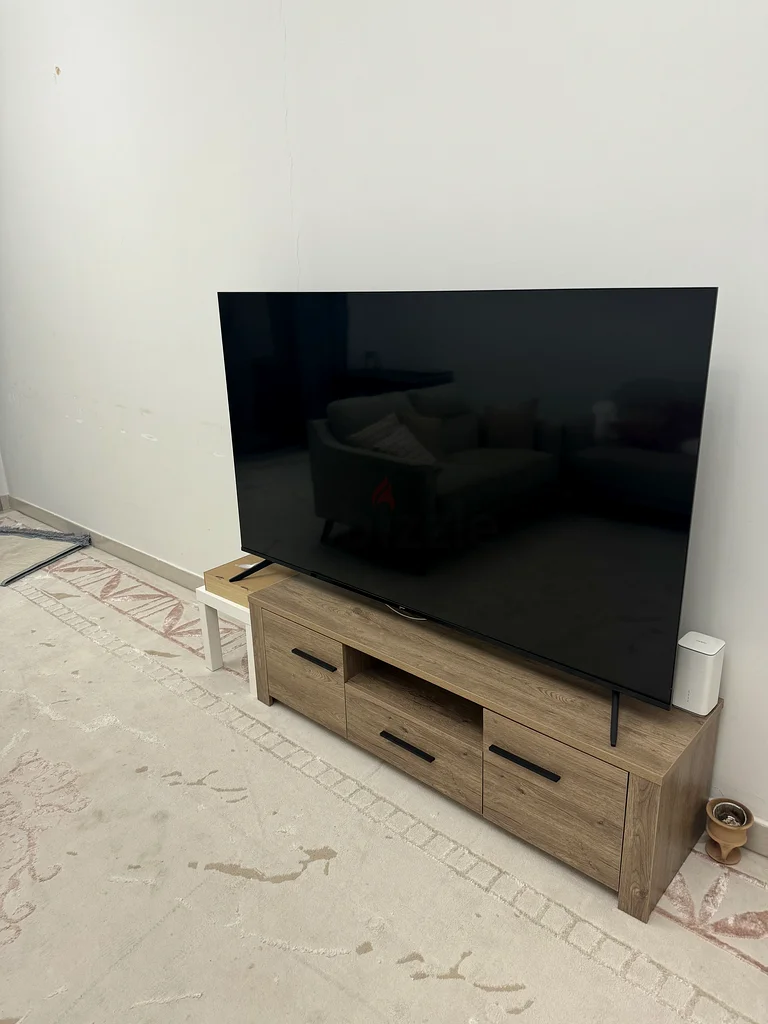 Sleek 75 LED TV for Sale - Amazing Clarity!63165715060097112