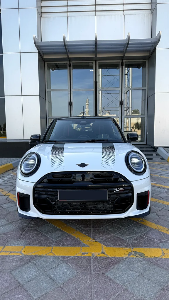 ميني كوبر جيه سي دبليو كابريو 2025، حزمة الصيانة والضمان63176619683713112