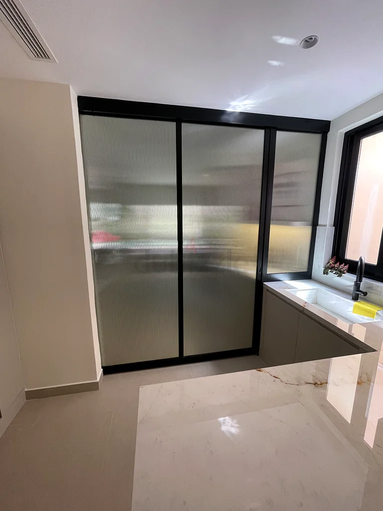 Sliding door629316891226911120