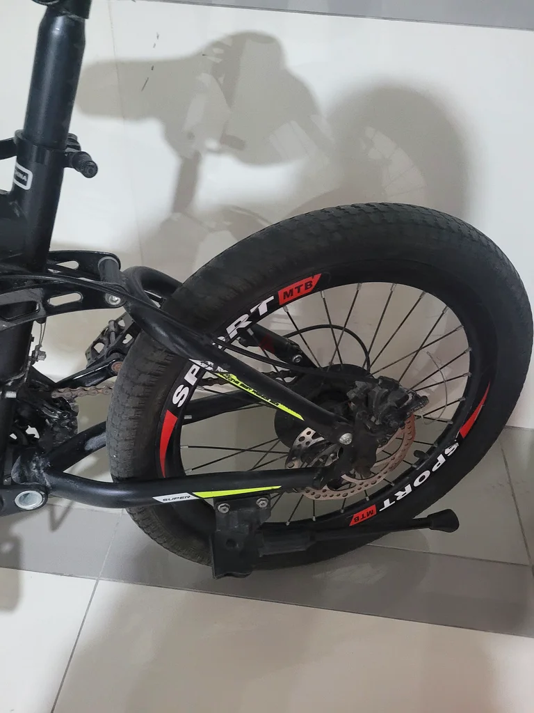 A bike for sale in a good condition63246244798467112