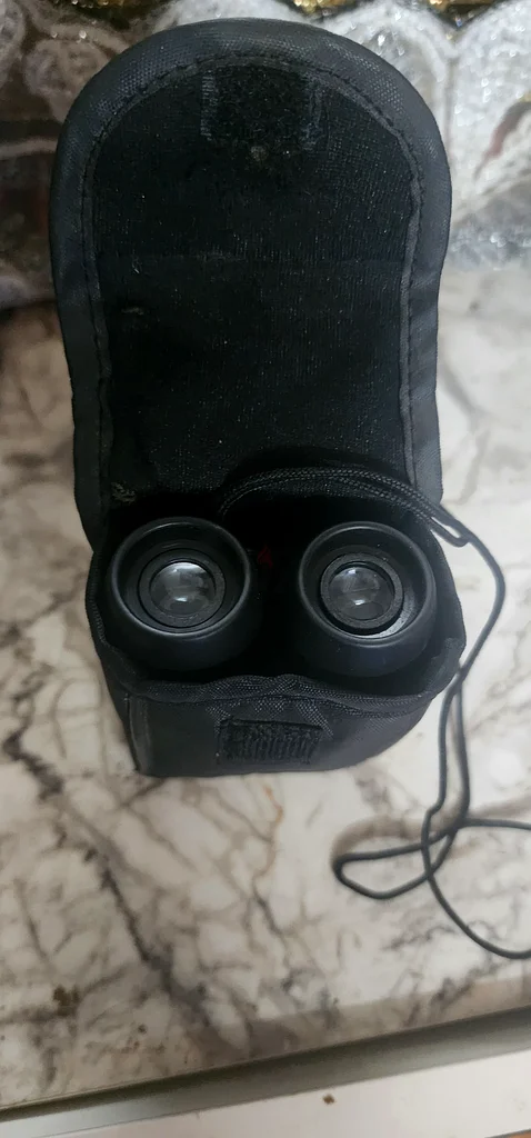 ثنائي العينين63235112542466112