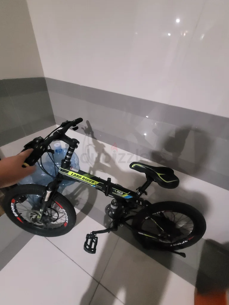 A bike for sale in a good condition63246244798467114