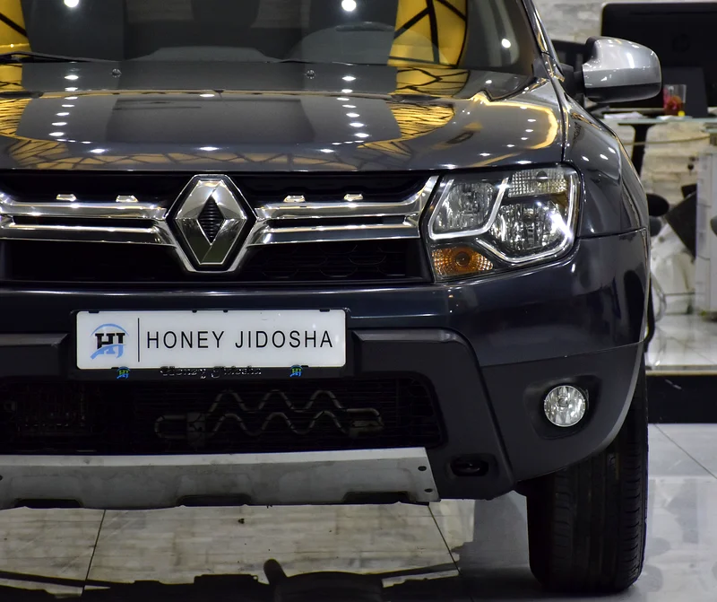 EXCELLENT DEAL for our Renault Duster 4WD (2017 Model) in grey color, GCC specs63222806609282113