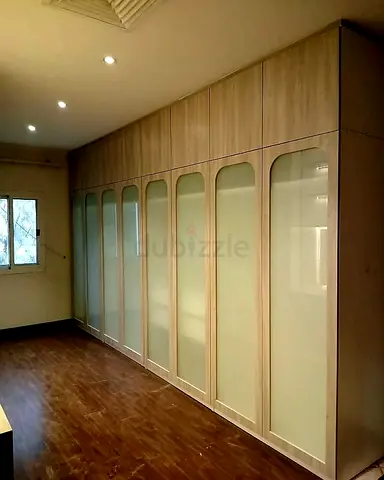 Spacious Modern Wardrobe with Glass Doors