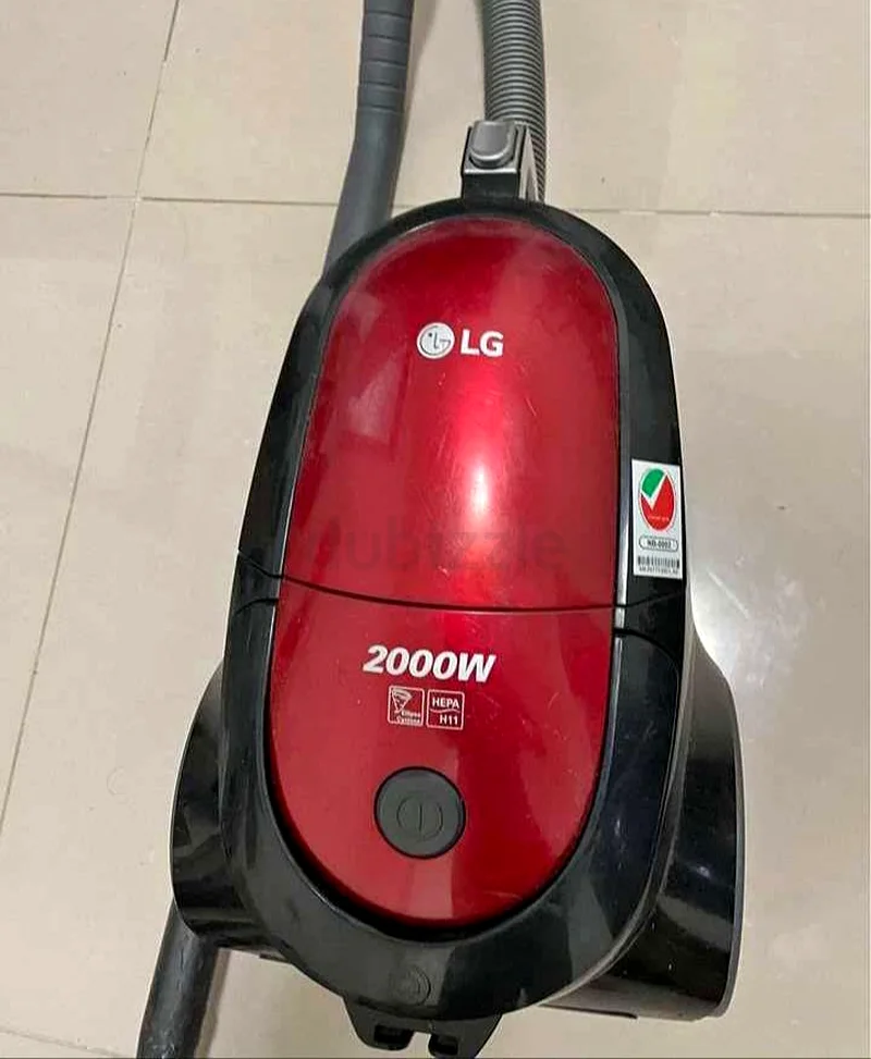 Vacuum cleaner63256079764611111
