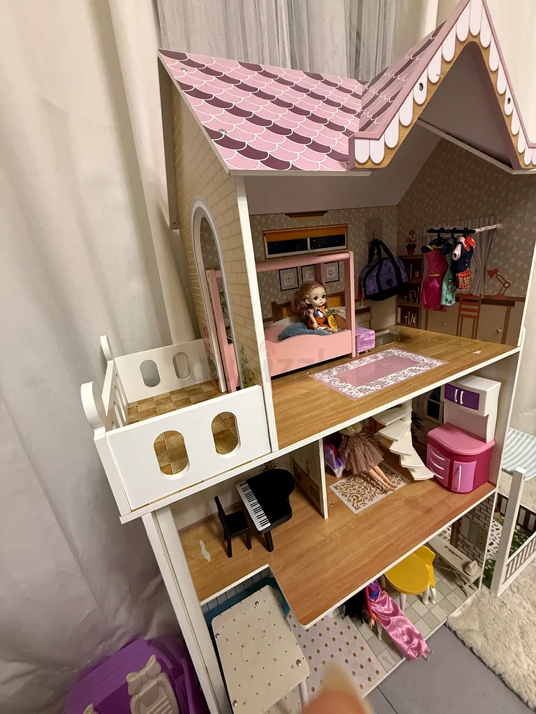 Doll house63205361723907111
