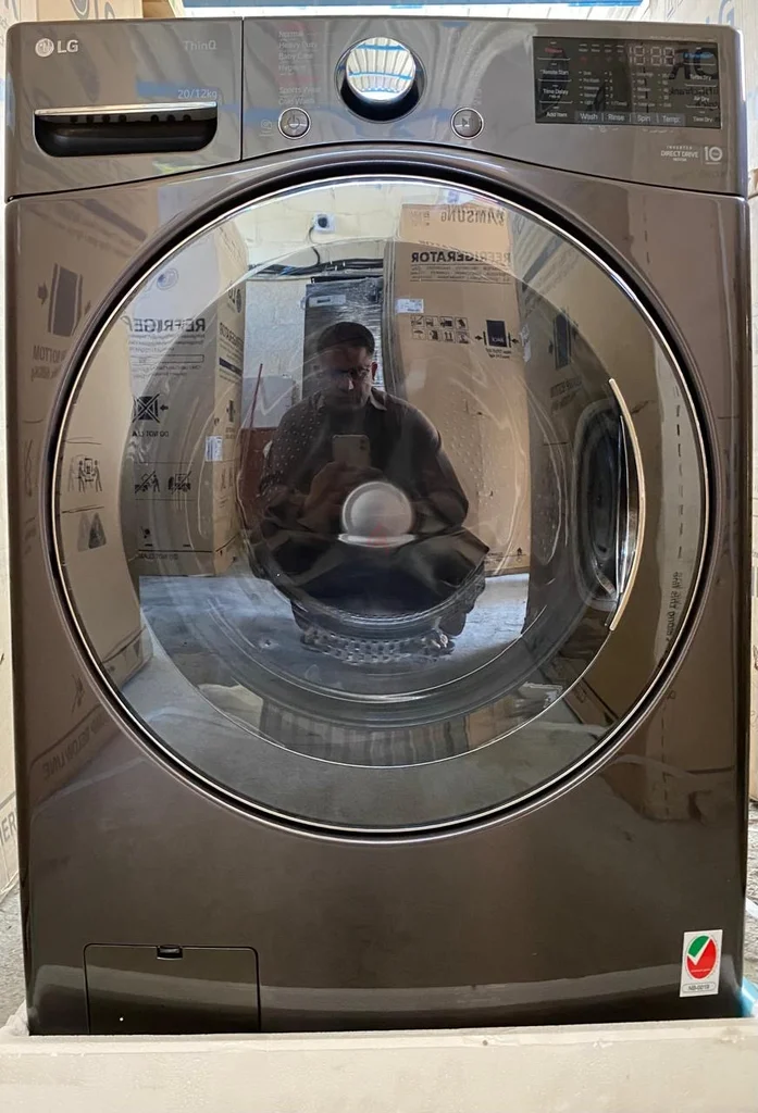 Brand New Lg 20/12kg 6 Motion Direct Driver Turbo Wash Washer Dryer F20L2CRV2E262931669261314114